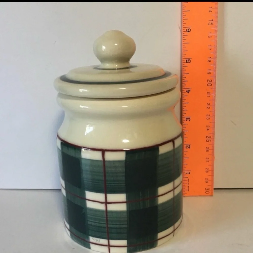 VTG Buffalo Hartstone USA 1983 Canister Green, Cream & Wine Plaid Farmhouse EUC